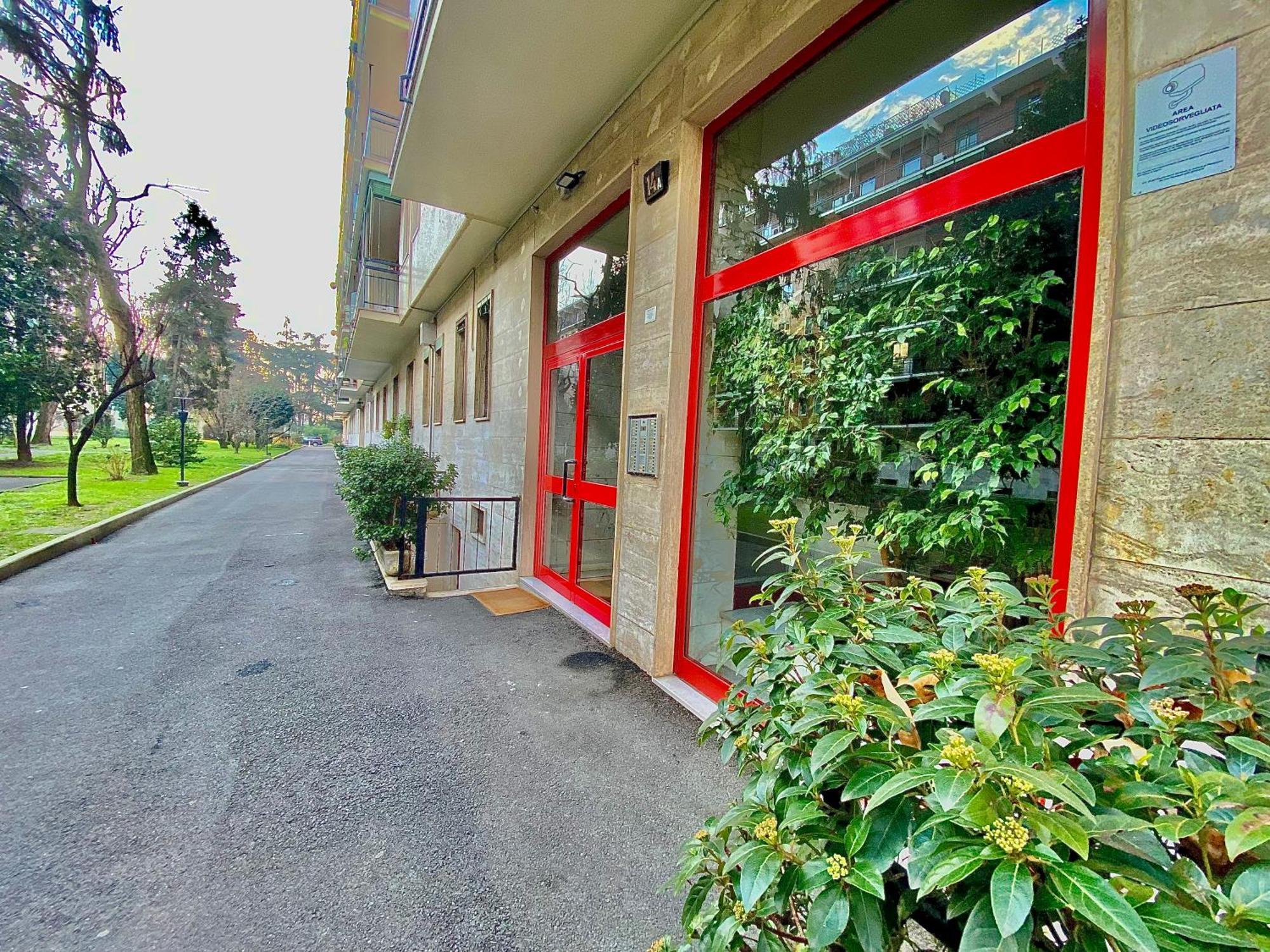 Navigli Style, Tra Metropolitana Famagosta, Comfort E Modernita Apartment Milan Exterior photo